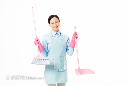 家政服务中的女性打扫 专业与温情的完美结合